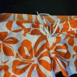 No Boundaries Orange and White Floral Women Shorts